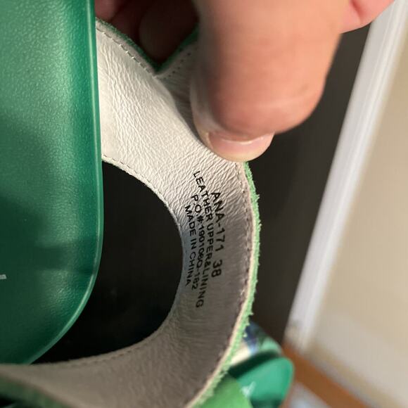 ALEGRIA BY PG LITE GREEN SUEDE ADUSTABLE STRAP FLAT ANA-171 SANDALS 38 / 7.5 - Picture 6 of 13